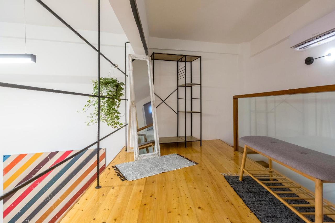 The Mezzanine Apartment